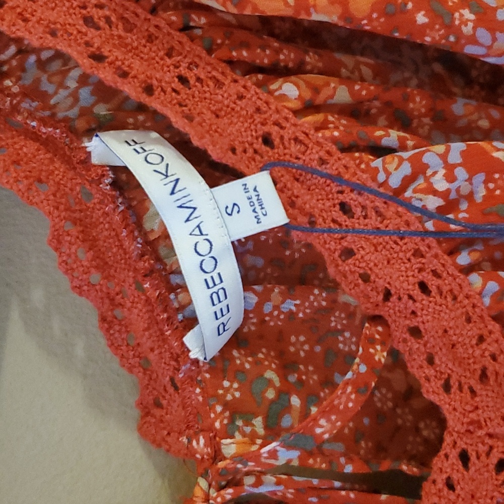 Rebecca Minkoff Cold Shoulder Floral Top Size S NWT'S - Picture 9 of 13